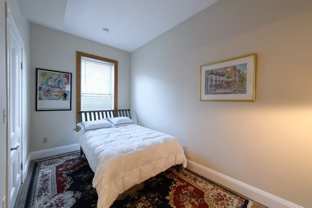 335 Beacon St, Back Bay