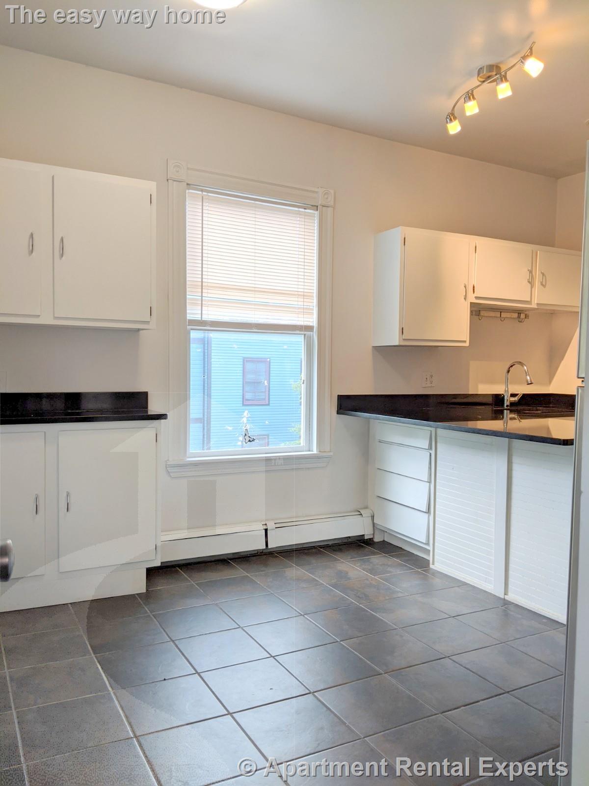 392 Washington St, Ward Two