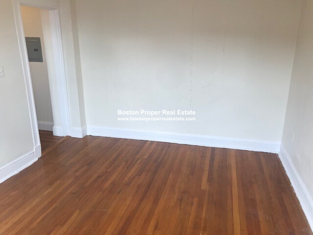 1175 Boylston St, Fenway