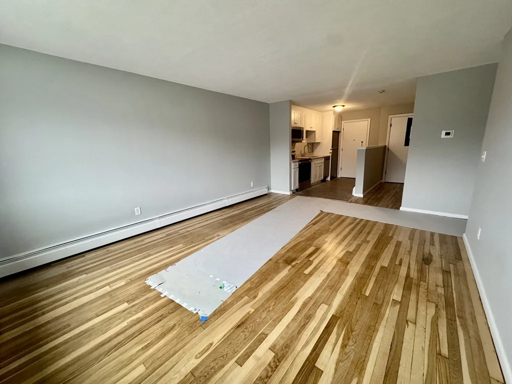 97 Spring St, West Roxbury