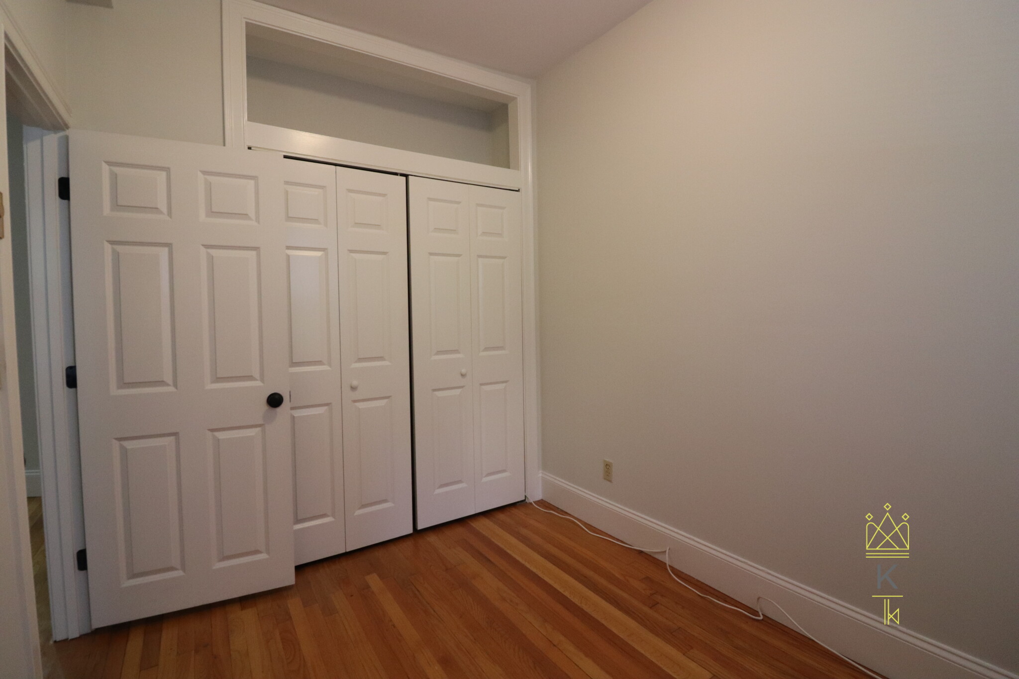 88 West Cedar St, Beacon Hill