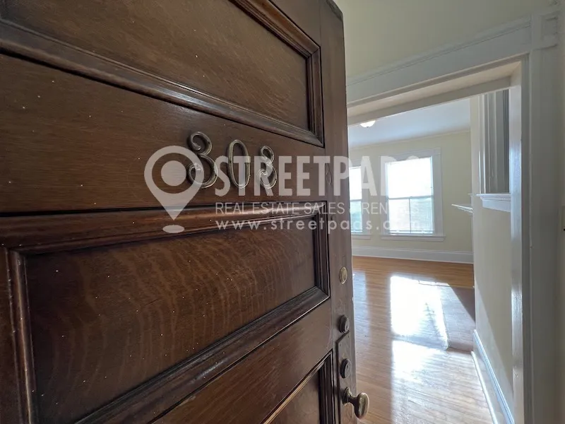 2 Ware St, Mid-Cambridge