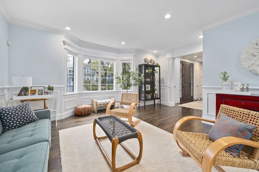 11 Woodhaven Rd, Waban