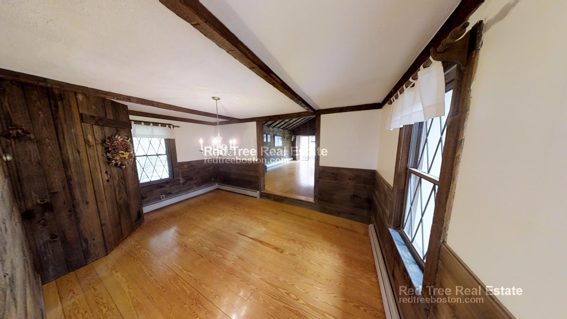 63 Johnson St, West Roxbury