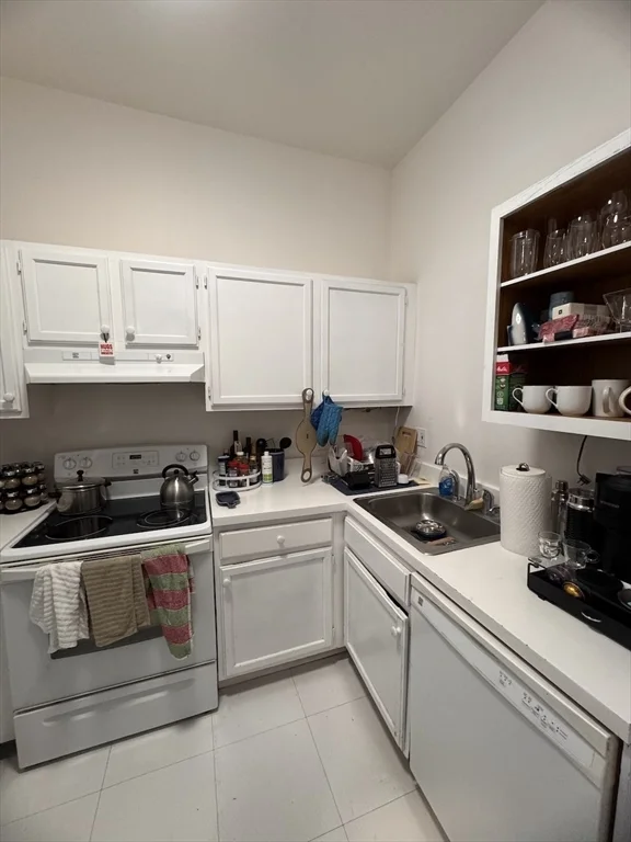 48 Forest St, Medford