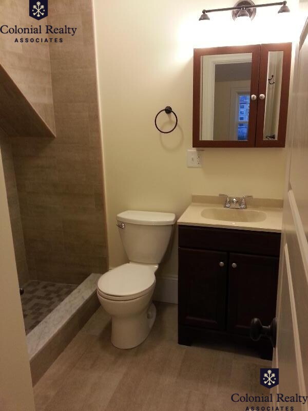 84 Linden St, Allston