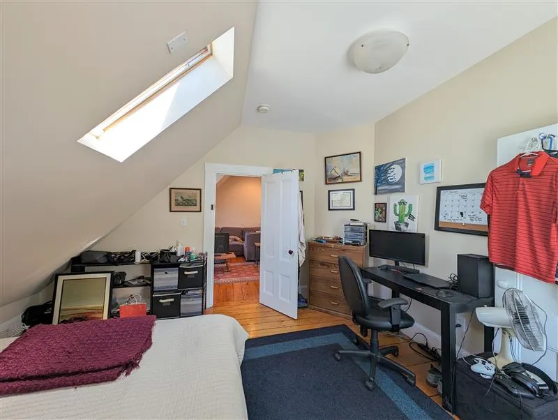 48 Orchard St, Medford