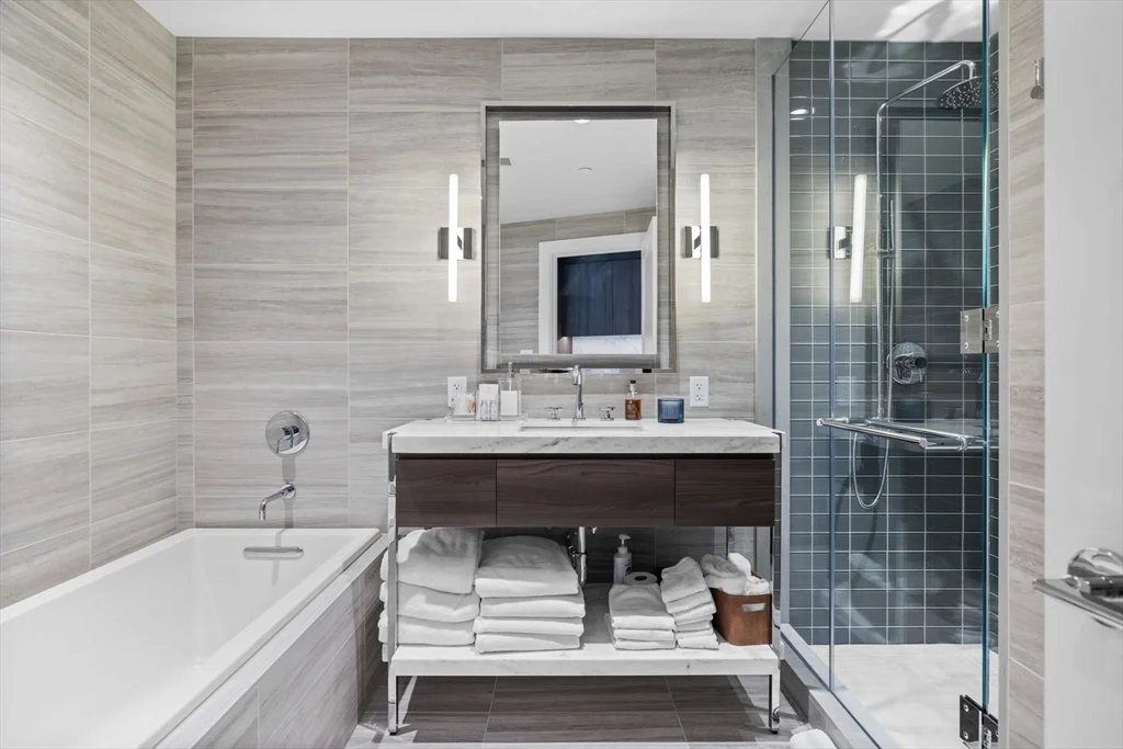 430 Stuart St, Back Bay