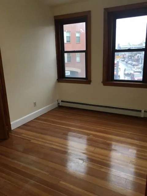 369 Centre St, Jamaica Plain