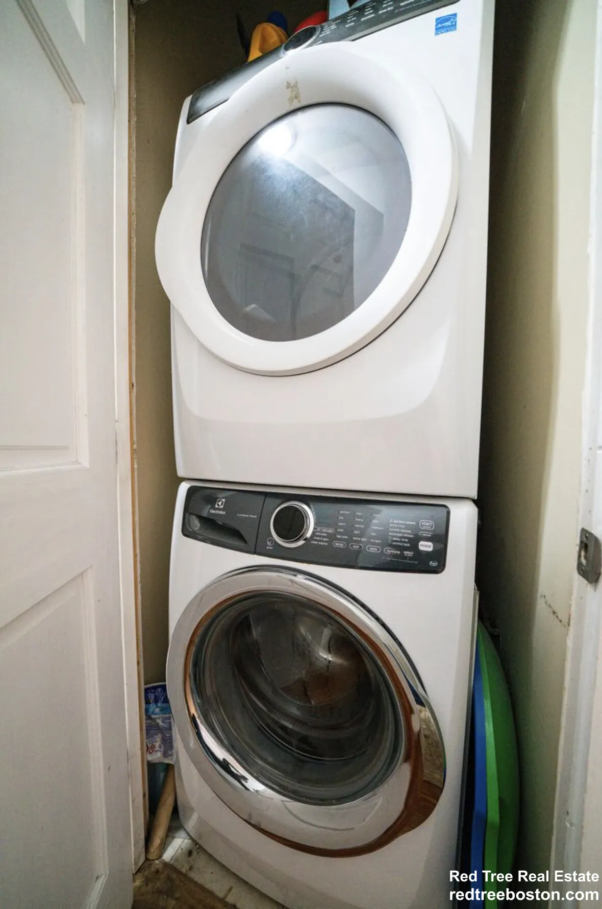 133 Saint Alphonsus St, Mission Hill