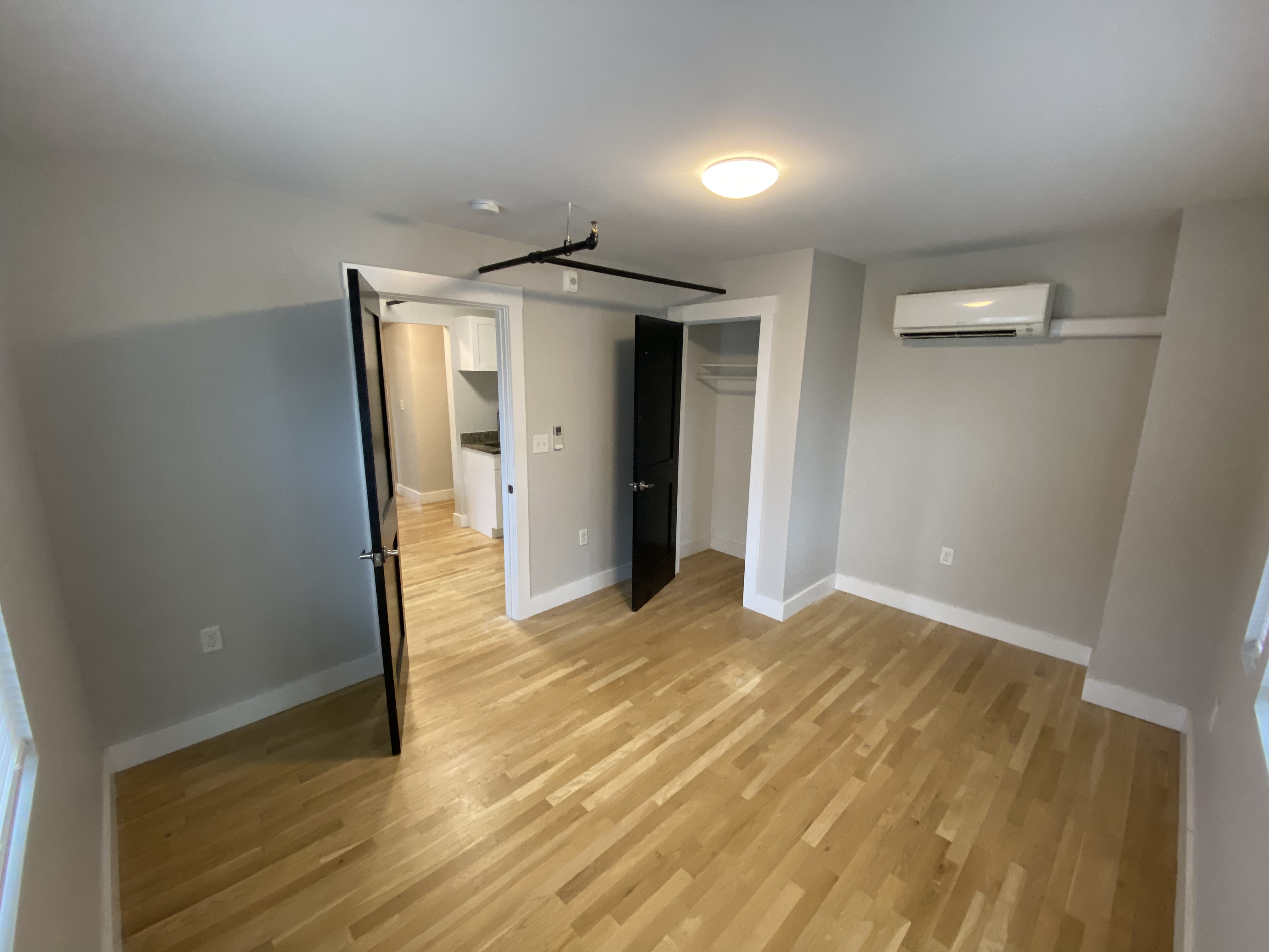 2 bed, 1 bath apartment for rent at 42 Butler Rd Unit 3, Quincy — photo 5 of 7