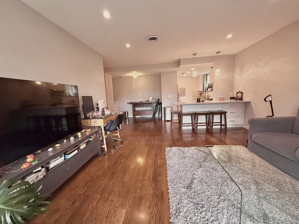 20 Stearns, Coolidge Corner