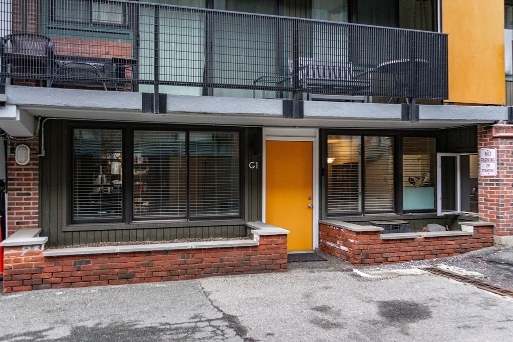 345 Harvard St, Harvard Square