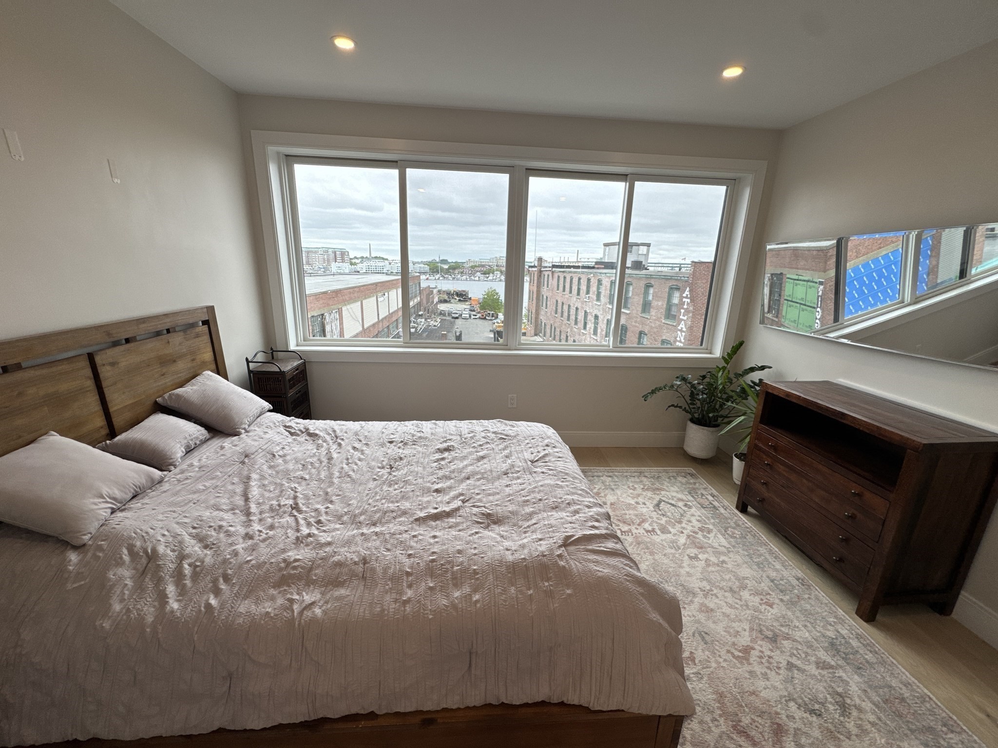 71 Border St, East Boston