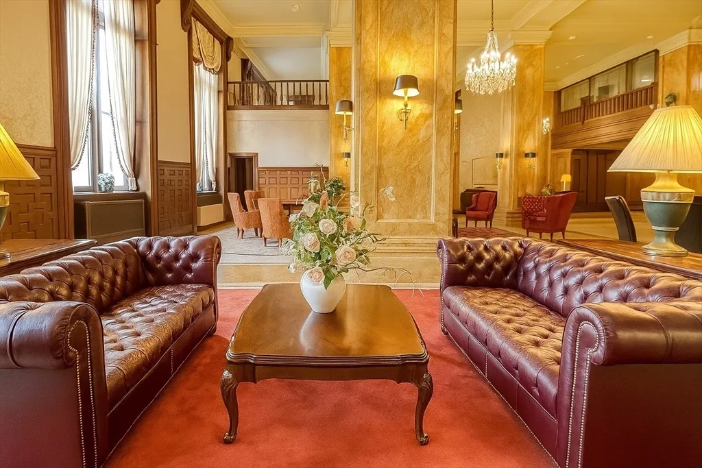 140 Chestnut, Springfield