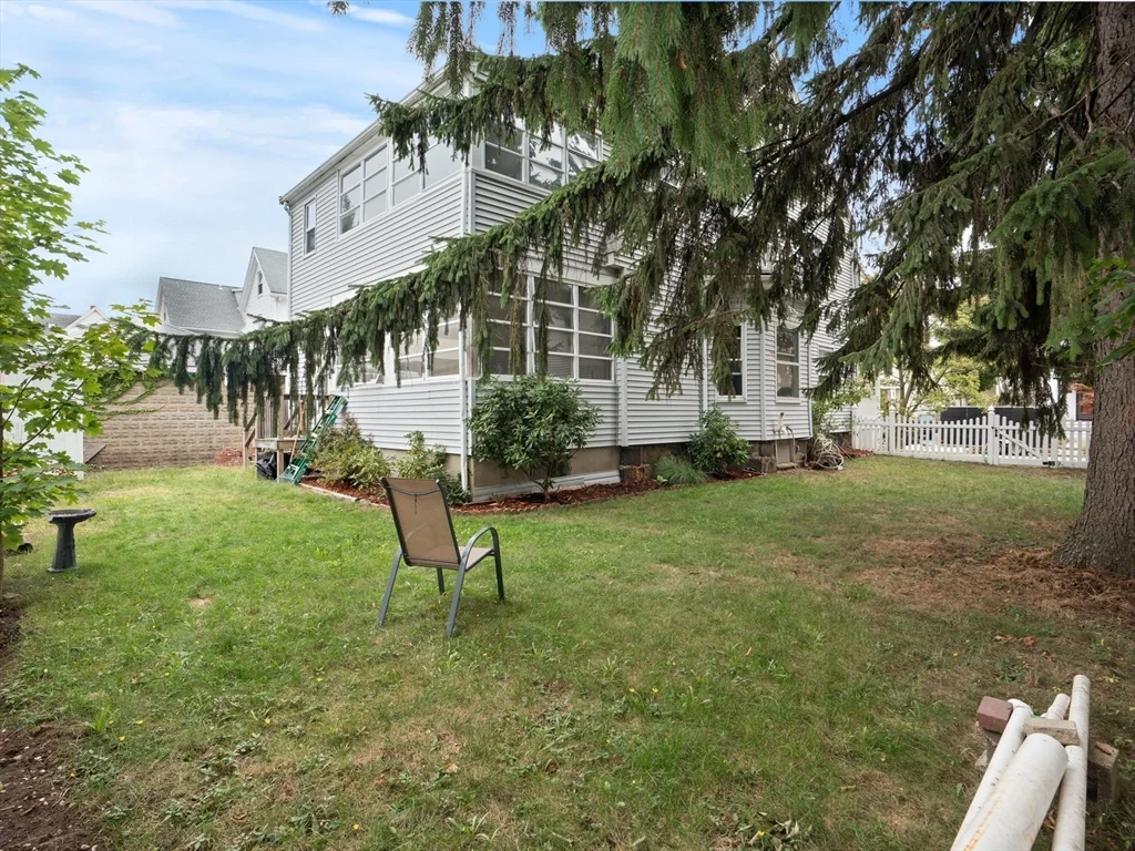 124 Sheridan Ave, Medford Hillside