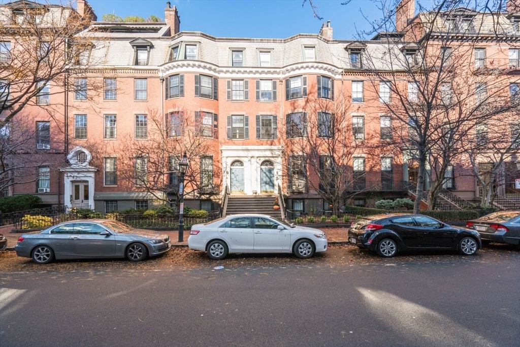 77 Marlborough St, Back Bay