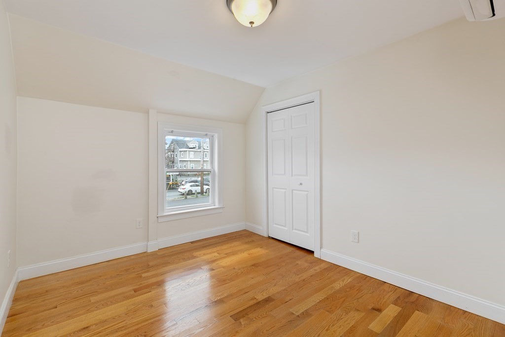 25 Beachland Ave, Revere Beach