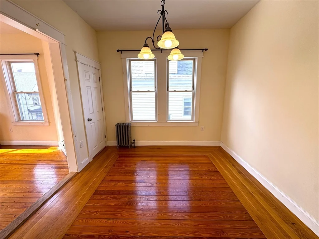 24 Weld Hill St, Jamaica Plain