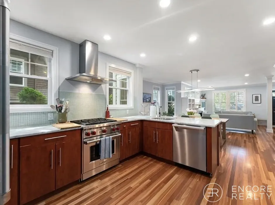 82 Summit Ave, Corey Hill