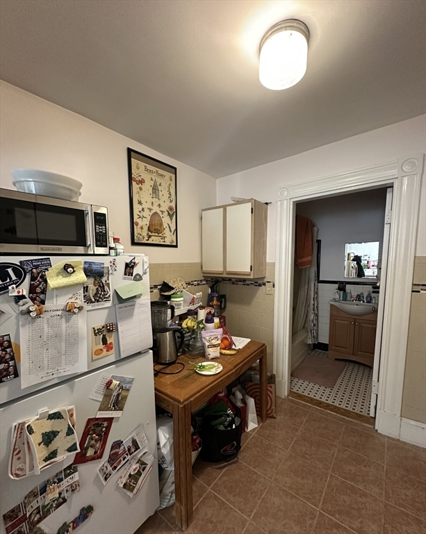 847 Beacon St, Fenway