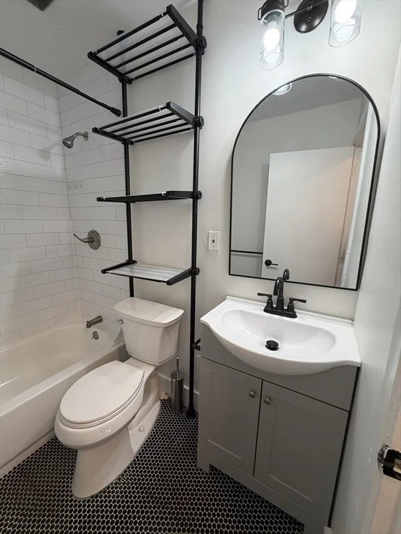 20 Dix, Dorchester