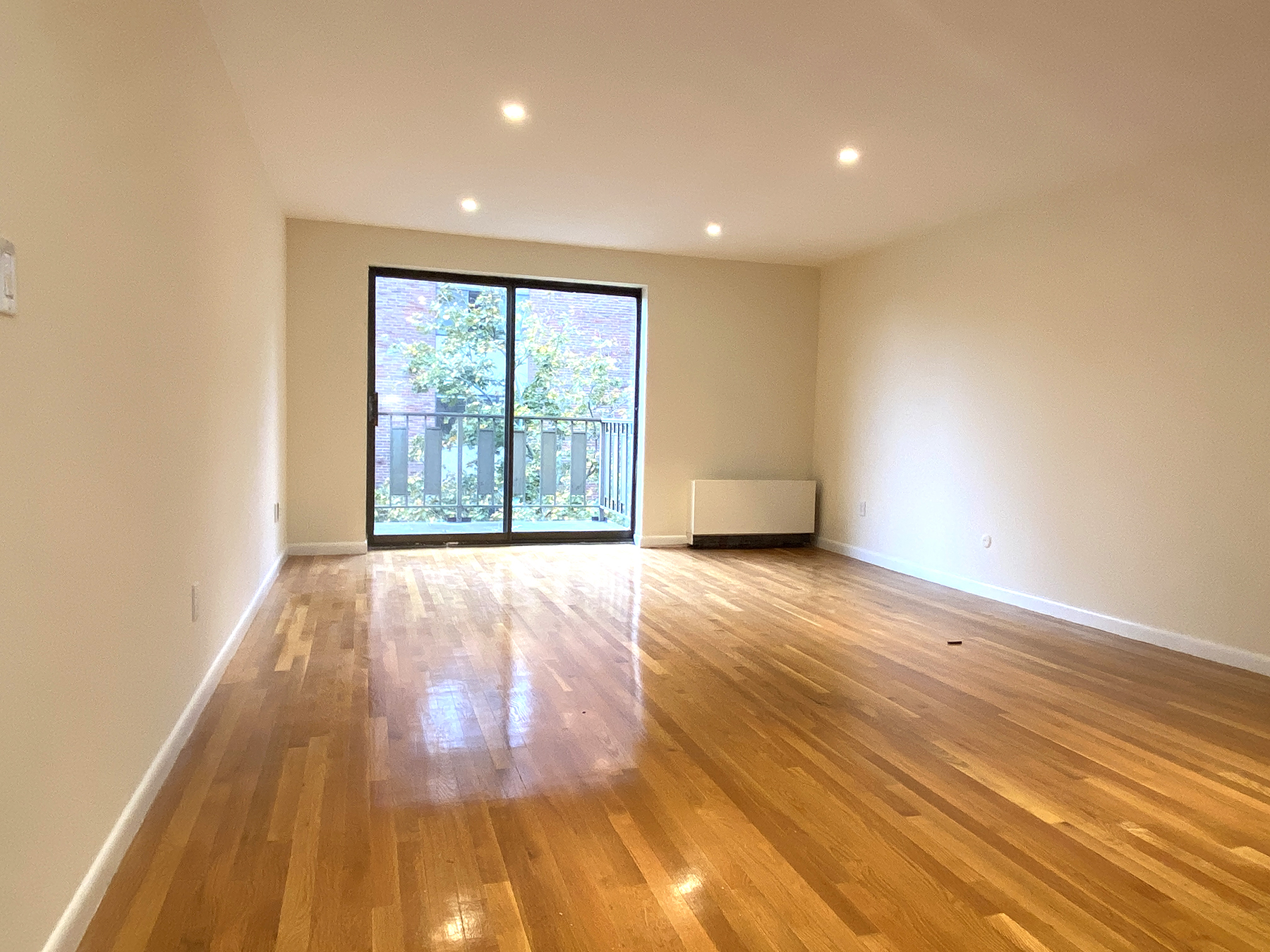 40 Williams St, Coolidge Corner