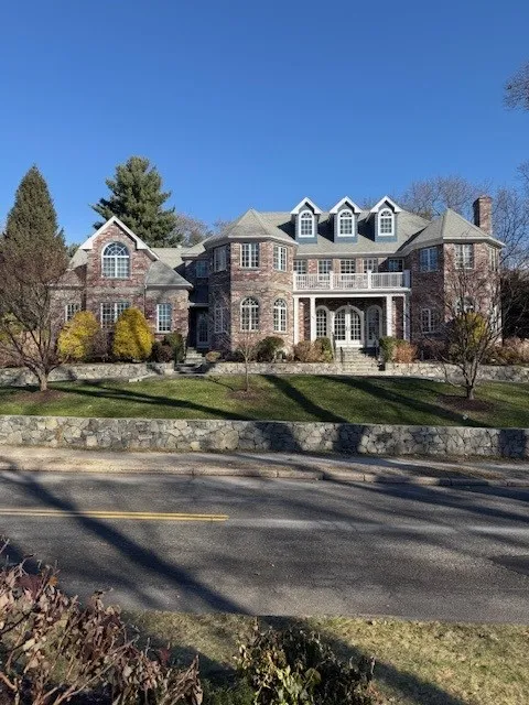 66 Forest Ave, West Newton