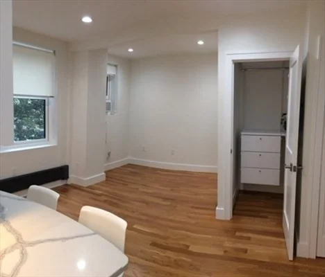 65 Burbank St, Fenway