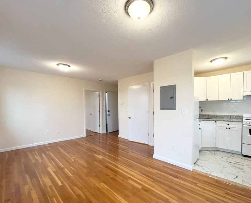 2018 Commonwealth Ave, Brighton