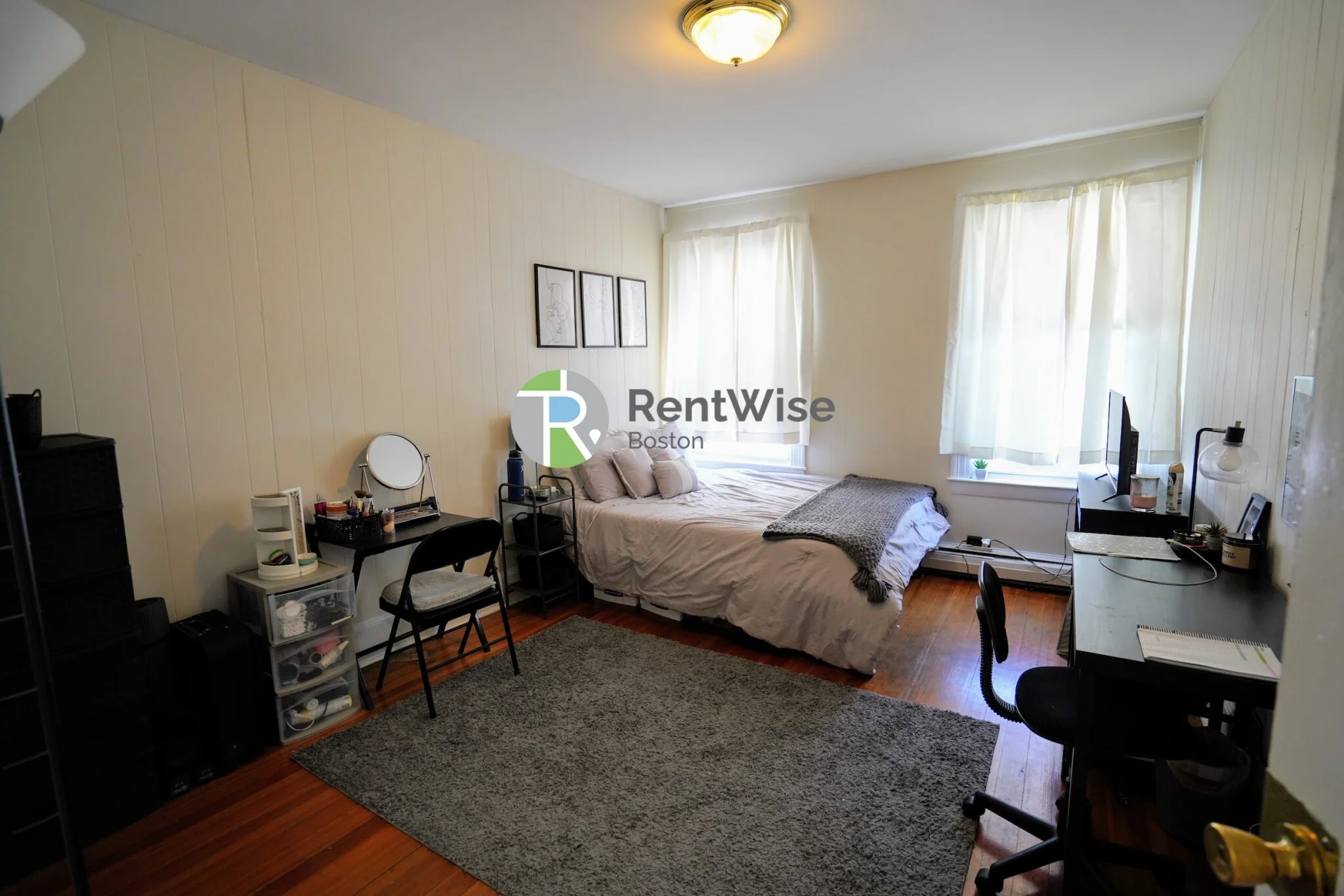 4 Ashford Ct, Allston