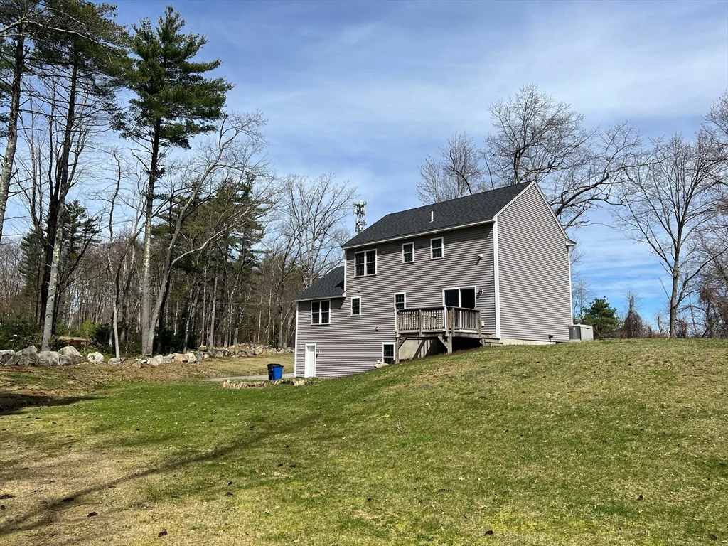 78 Bayberry Rd, Townsend