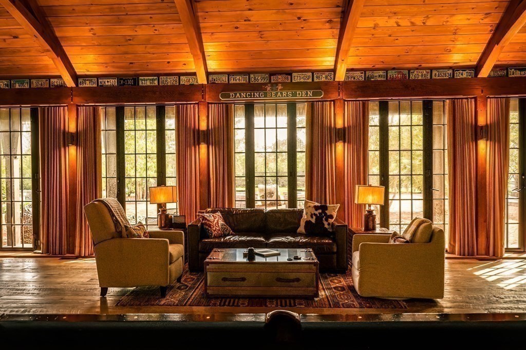 59 South Shore Rd, Surfside