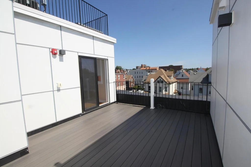 116 Main St, Everett