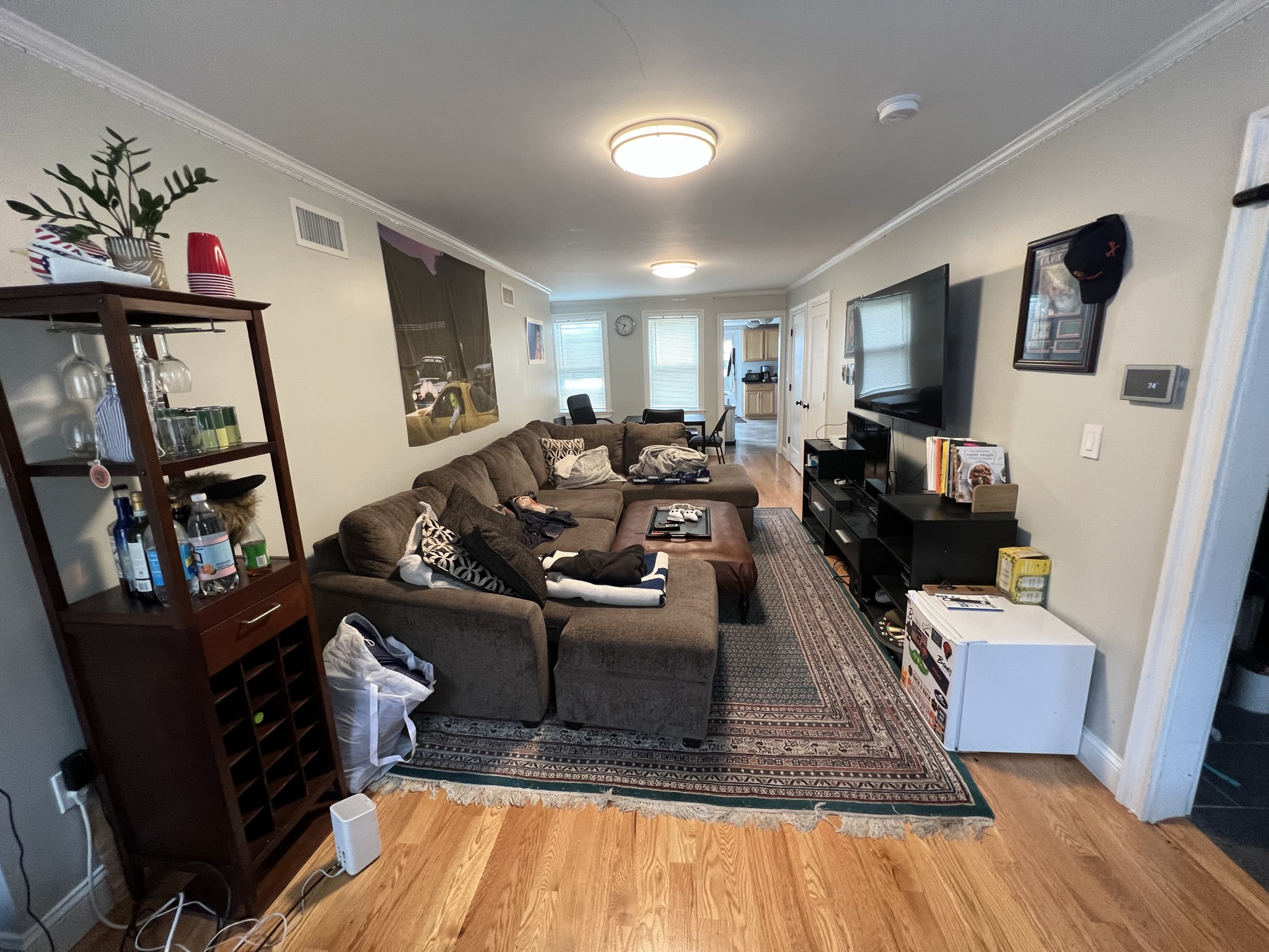 221 West 2nd St, South Boston