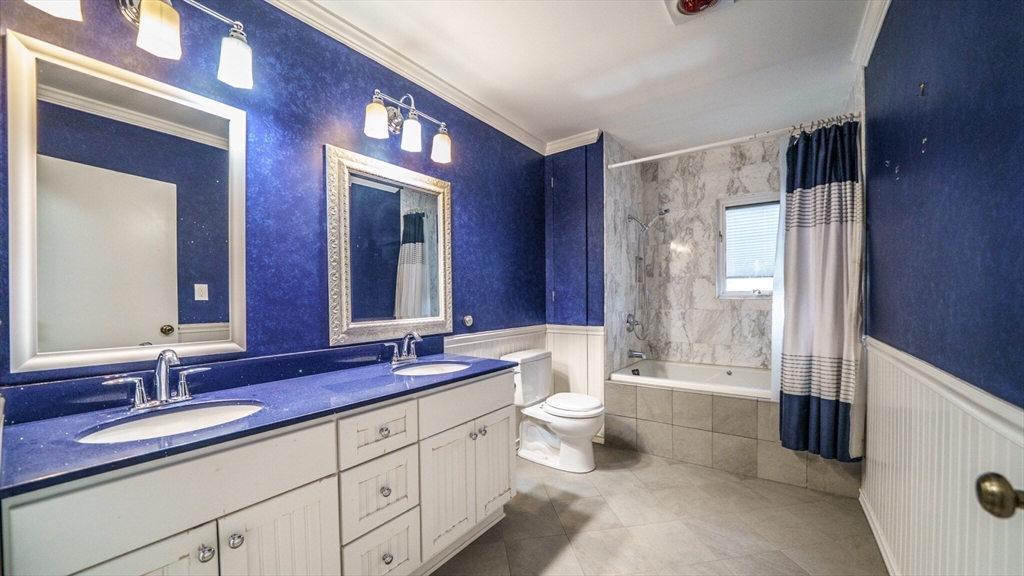 165 Evelyn Rd, Waban