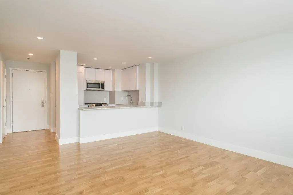 1410 Columbia Rd, South Boston