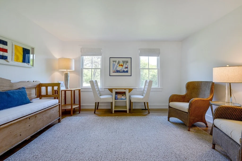 8 Burnt Swamp Ln, Nantucket