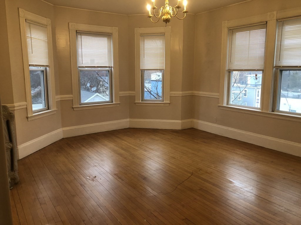 68 Boylston St, Brookline