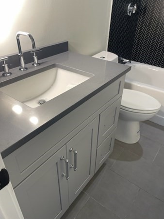 8-10 Museum Way, East Cambridge