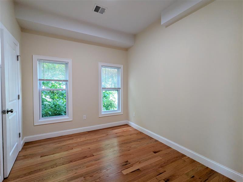 2 Sacramento Pl, Baldwin