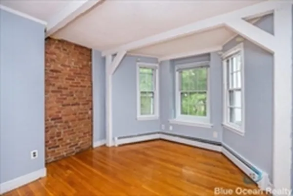 4 Wigglesworth St, Mission Hill