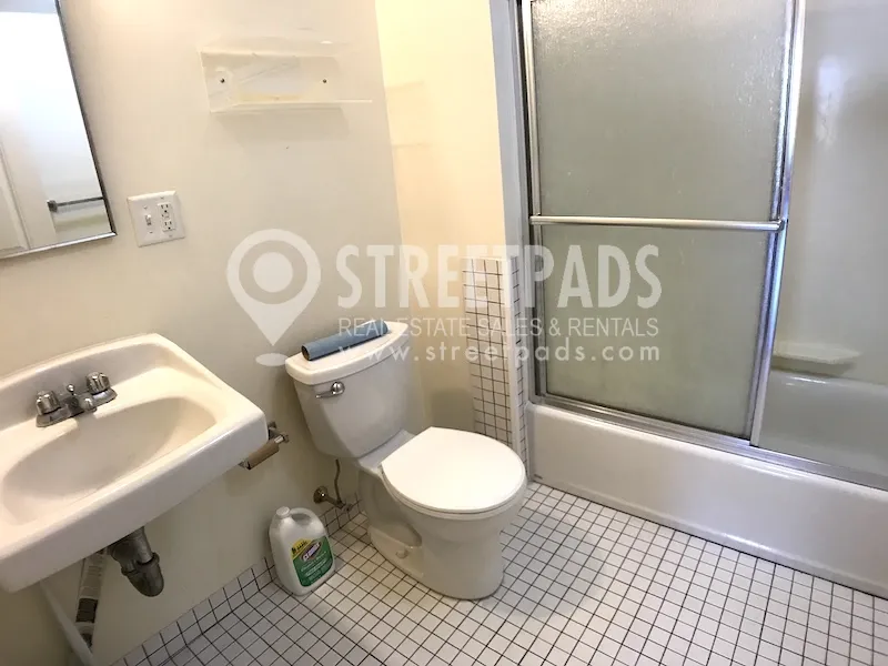 881 Massachusetts Ave, Central Square