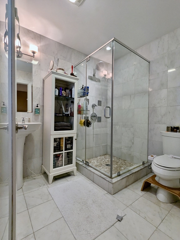 925 East Broadway, South Boston