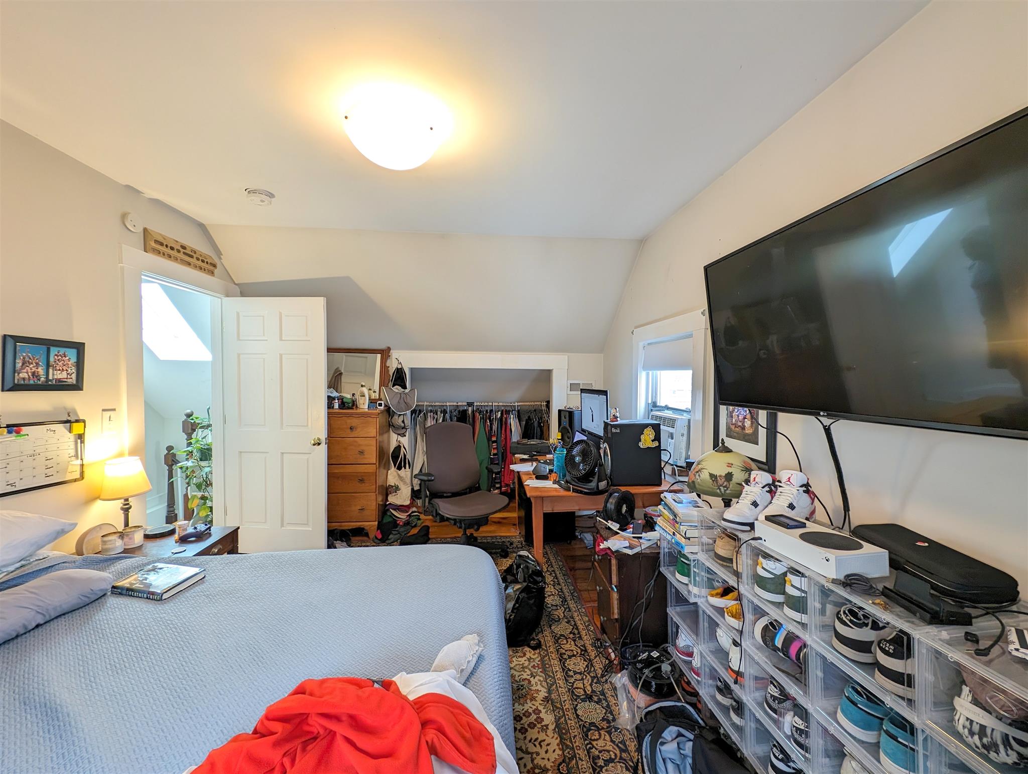 65 Medford St, South Medford