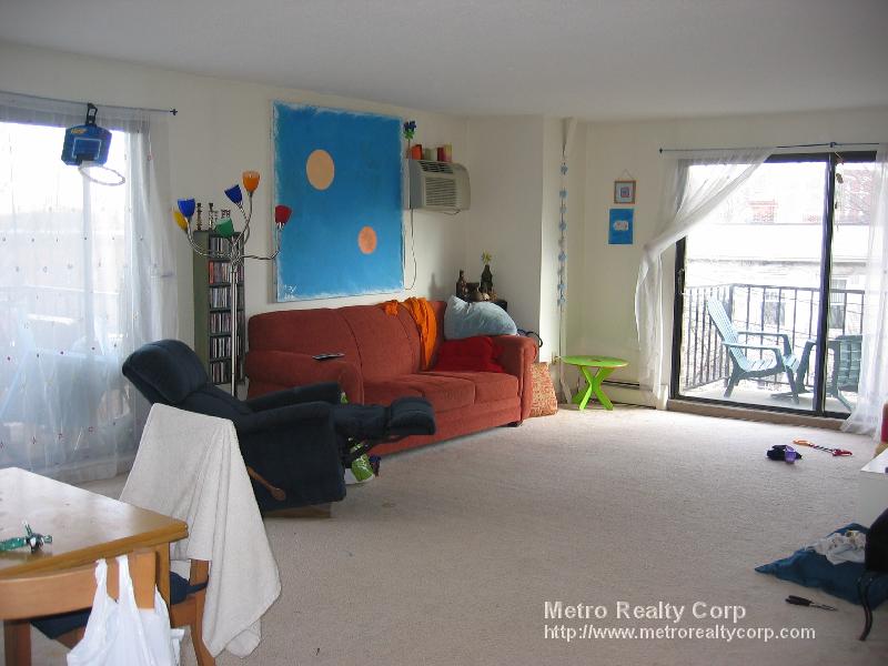 80 Pleasant St, Coolidge Corner