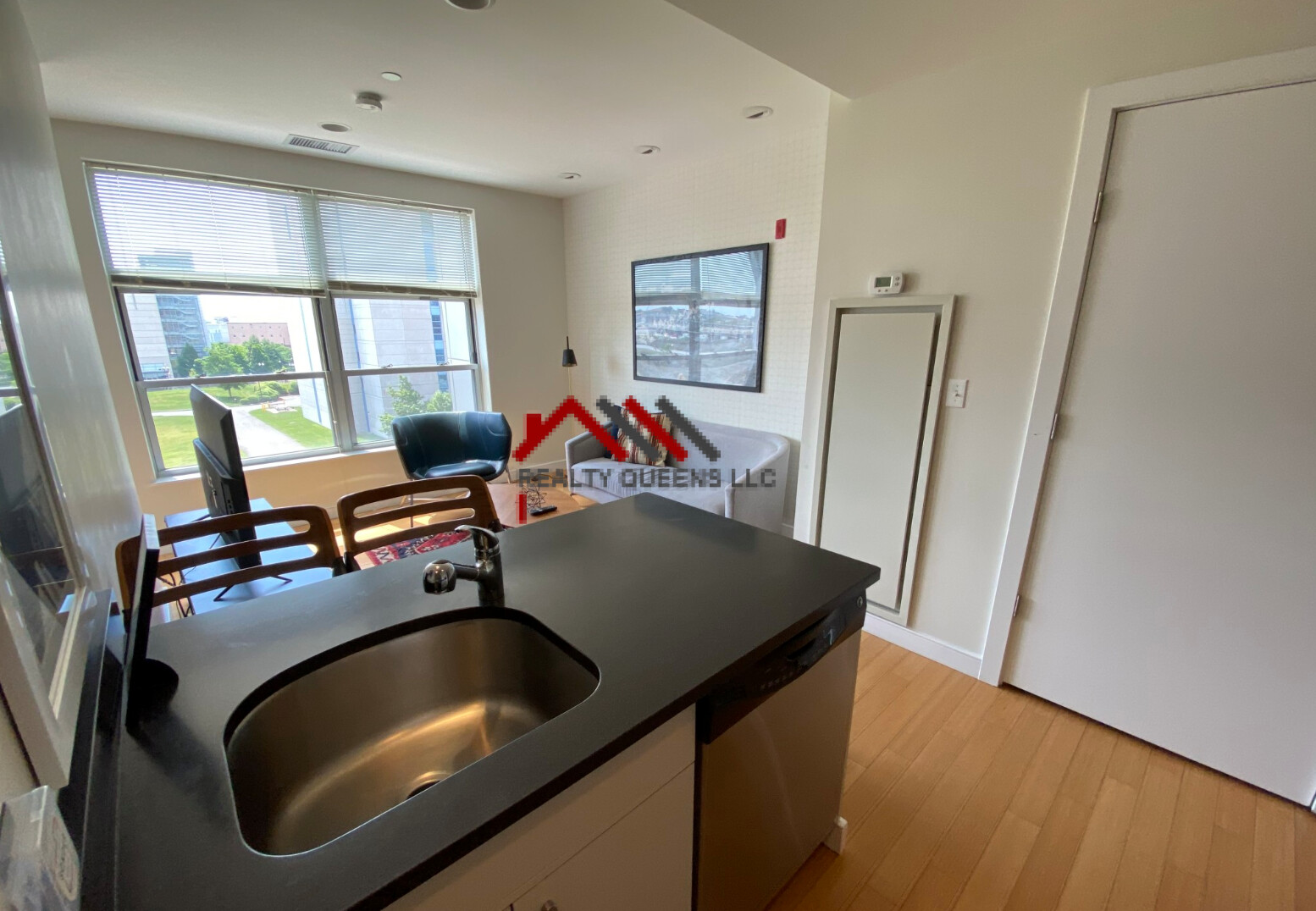 601 Albany St, South End