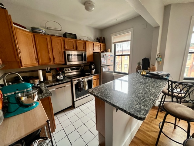 2 bed, 1 bath apartment for rent at 91 East Brookline St Unit 3, South End — photo 7 of 7