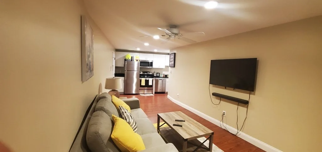 1 Old Colony Rd, Mansfield