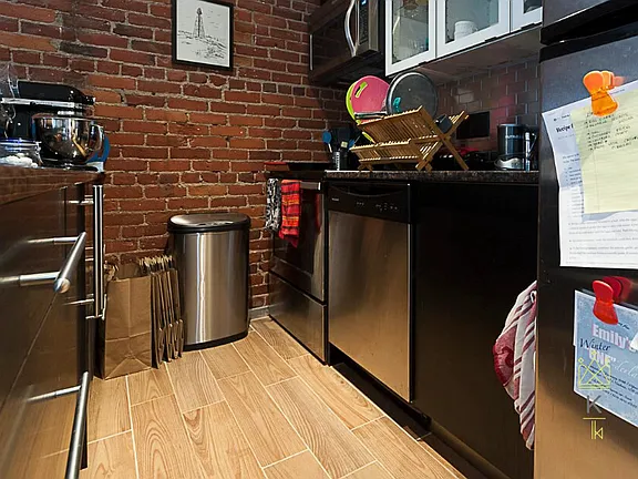 1203 Beacon St, Brookline